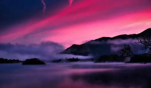 3999x2330 Desktop 自然风景 Wallpaper - 粉紫晚霞映照雾境山湖 湖面晕染柔色倒影